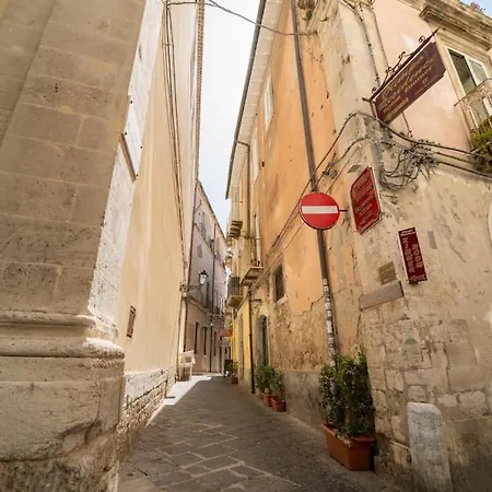 Apartment Ortigia Charme Piazza Duomo *